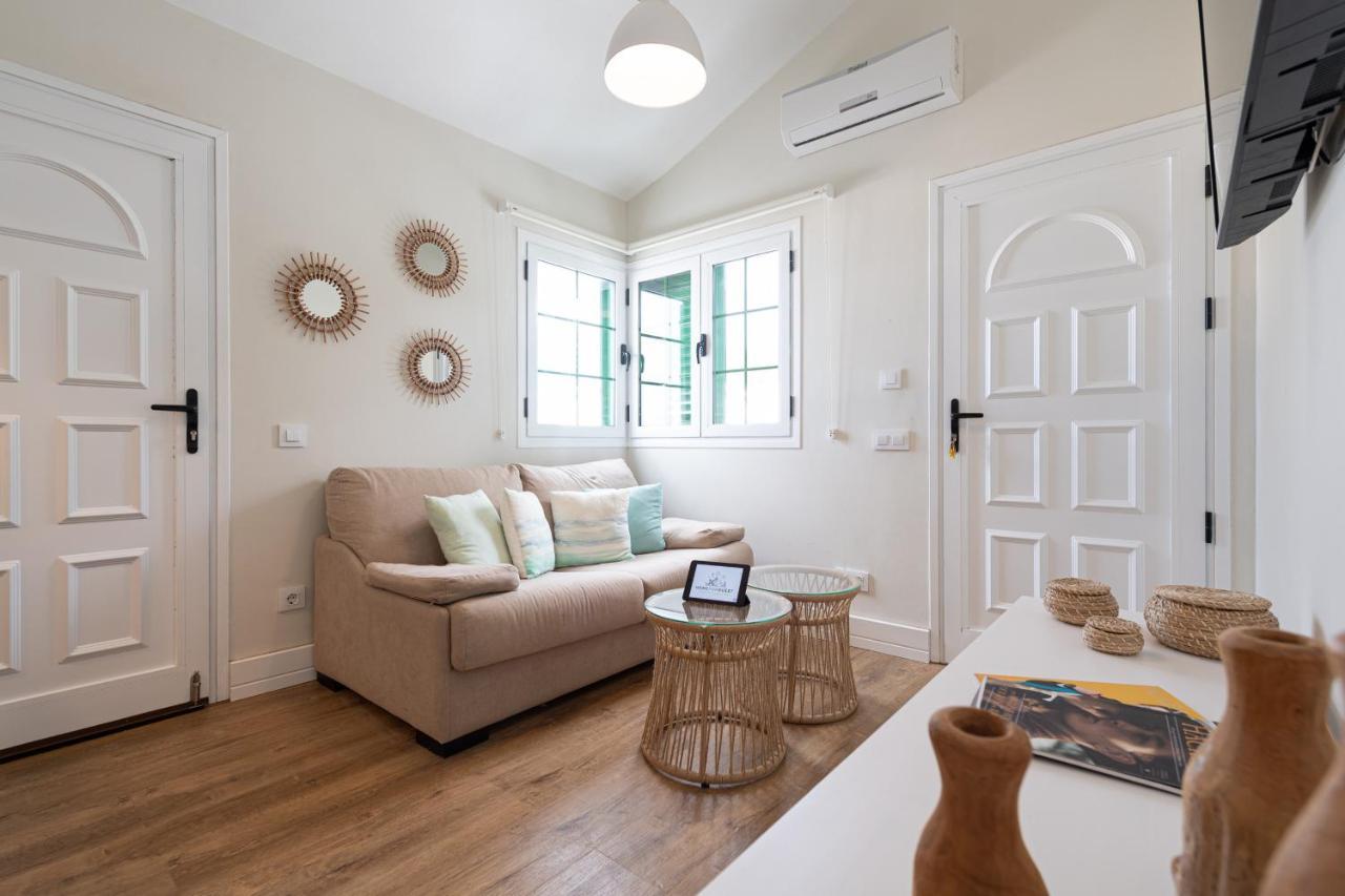 Homeforguest Modern And New Beachfront Apartment La Oliva Luaran gambar
