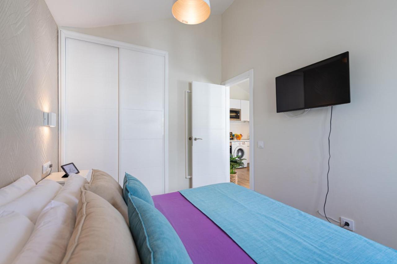 Homeforguest Modern And New Beachfront Apartment La Oliva Luaran gambar