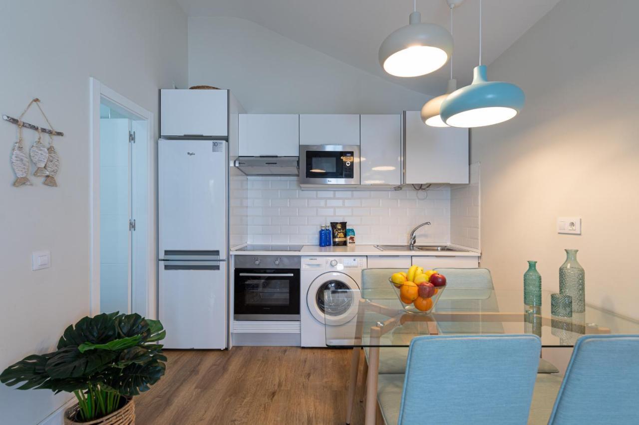 Homeforguest Modern And New Beachfront Apartment La Oliva Luaran gambar
